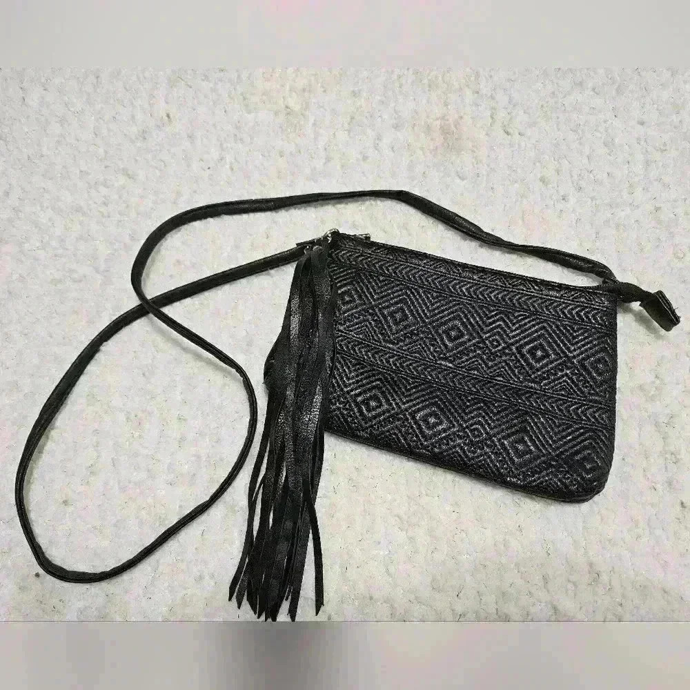 Black embossed shoulder bag!